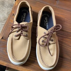 Sperry Top Sider Memory Foam boat shoes!